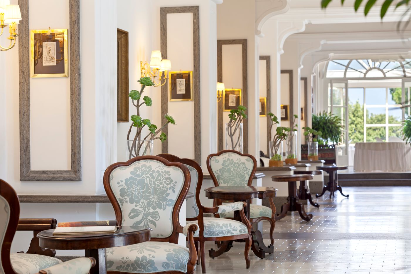 Grand-Hotel-Cocumella-Lobby-62