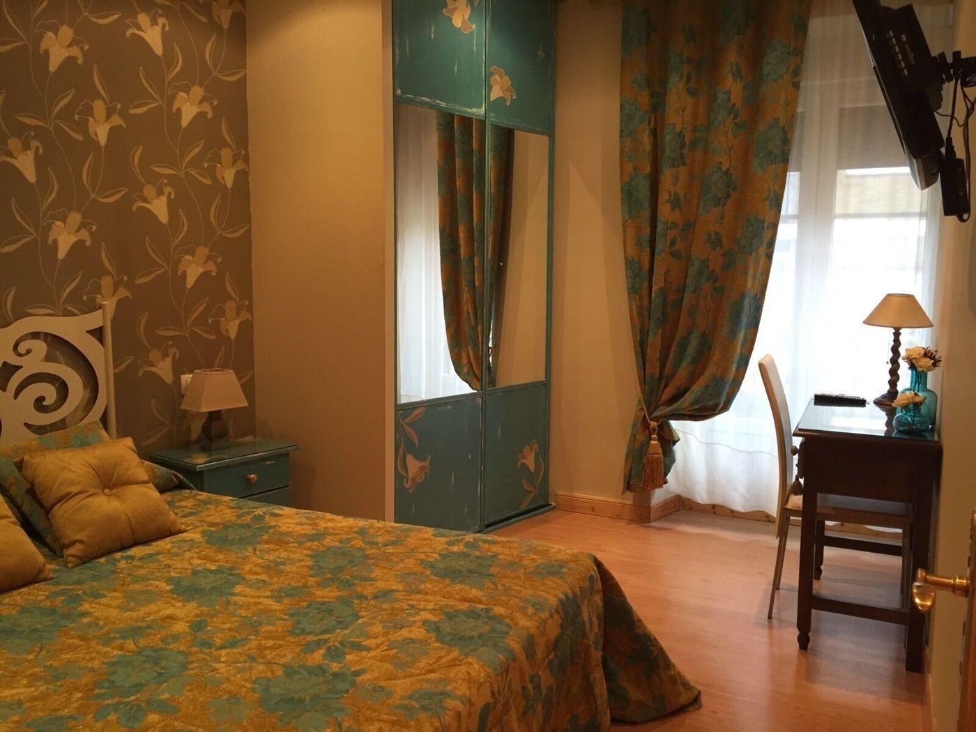 Hosteria Villa De Castro-Spain-CASTRO URDIALES-Room-9