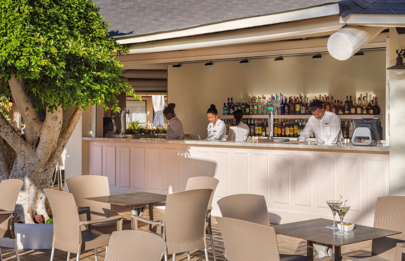 H10-Conquistador-Bar-17