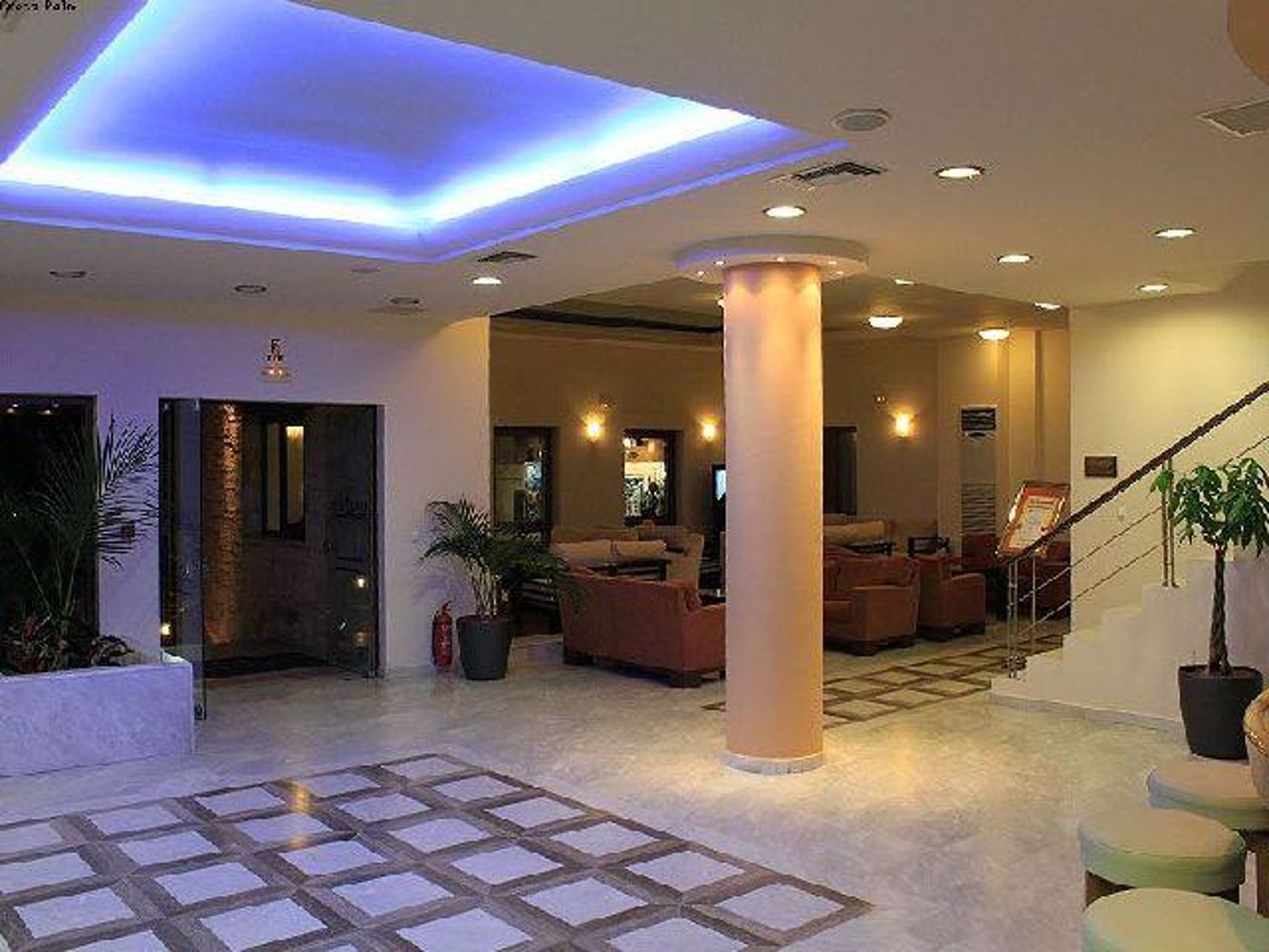 Creta Palm Hotel & Apartments