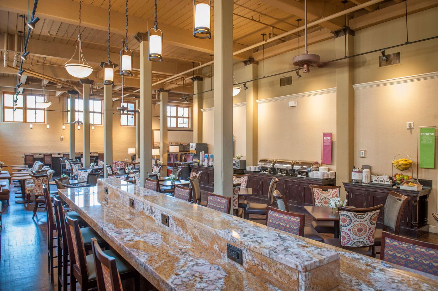 Hampton Inn & Suites New Orleans-Convention Center - United States - NEW ORLEANS - Restaurant - 6