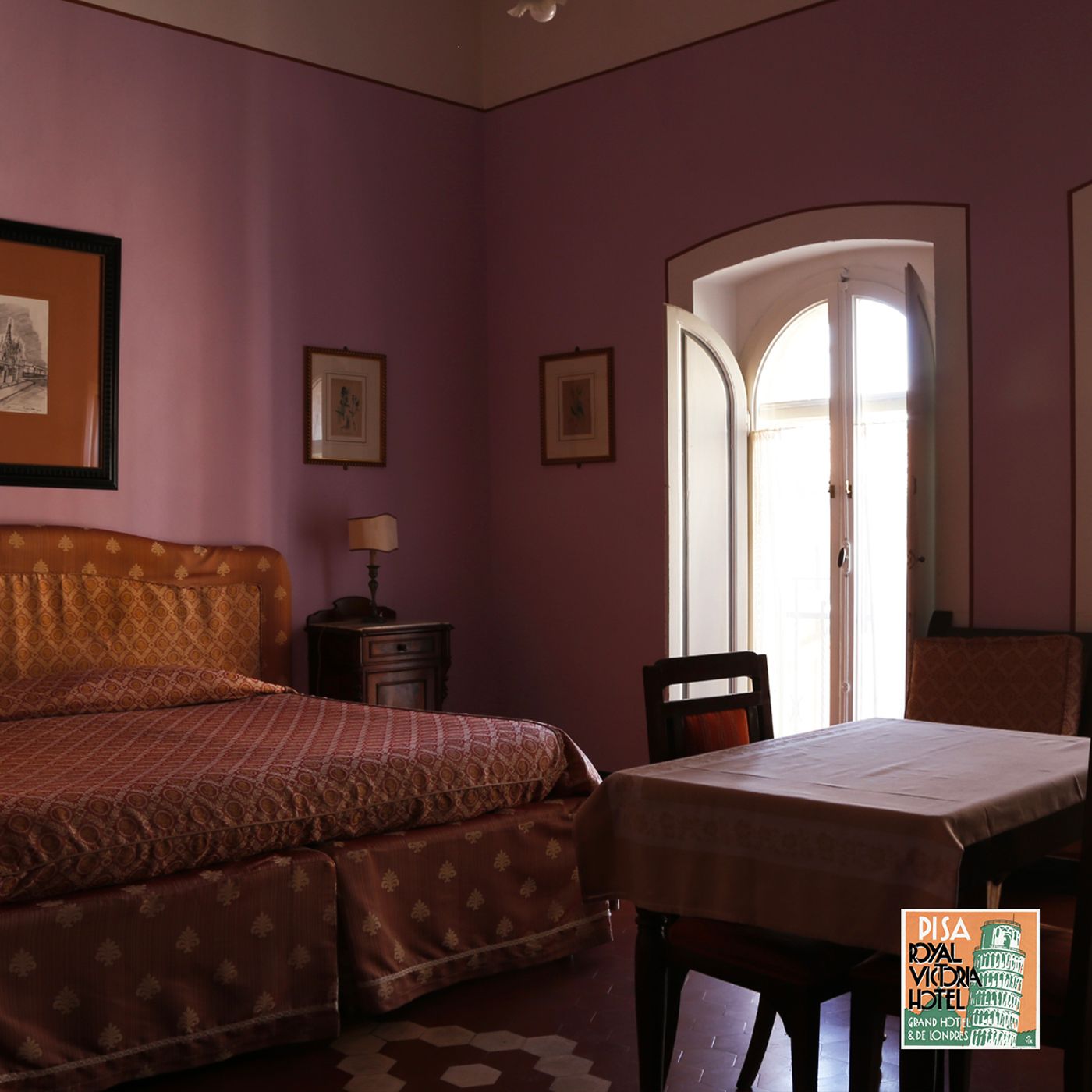 Royal-Victoria-Hotel-Room-21