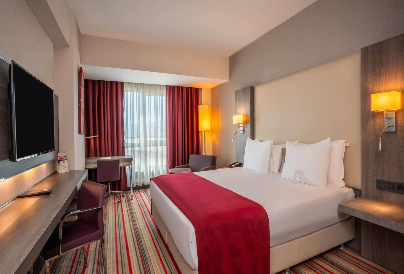 Ramada-Plaza-Izmir-Room-10