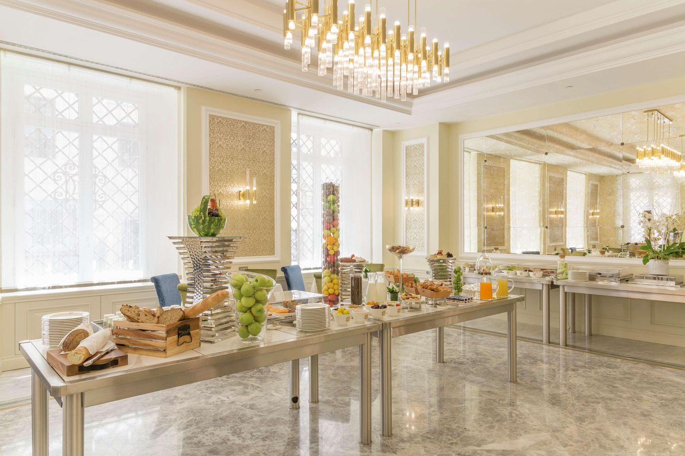 Aleph-Rome-Hotel--Curio-Collection-by-Hilton-Restaurant-64