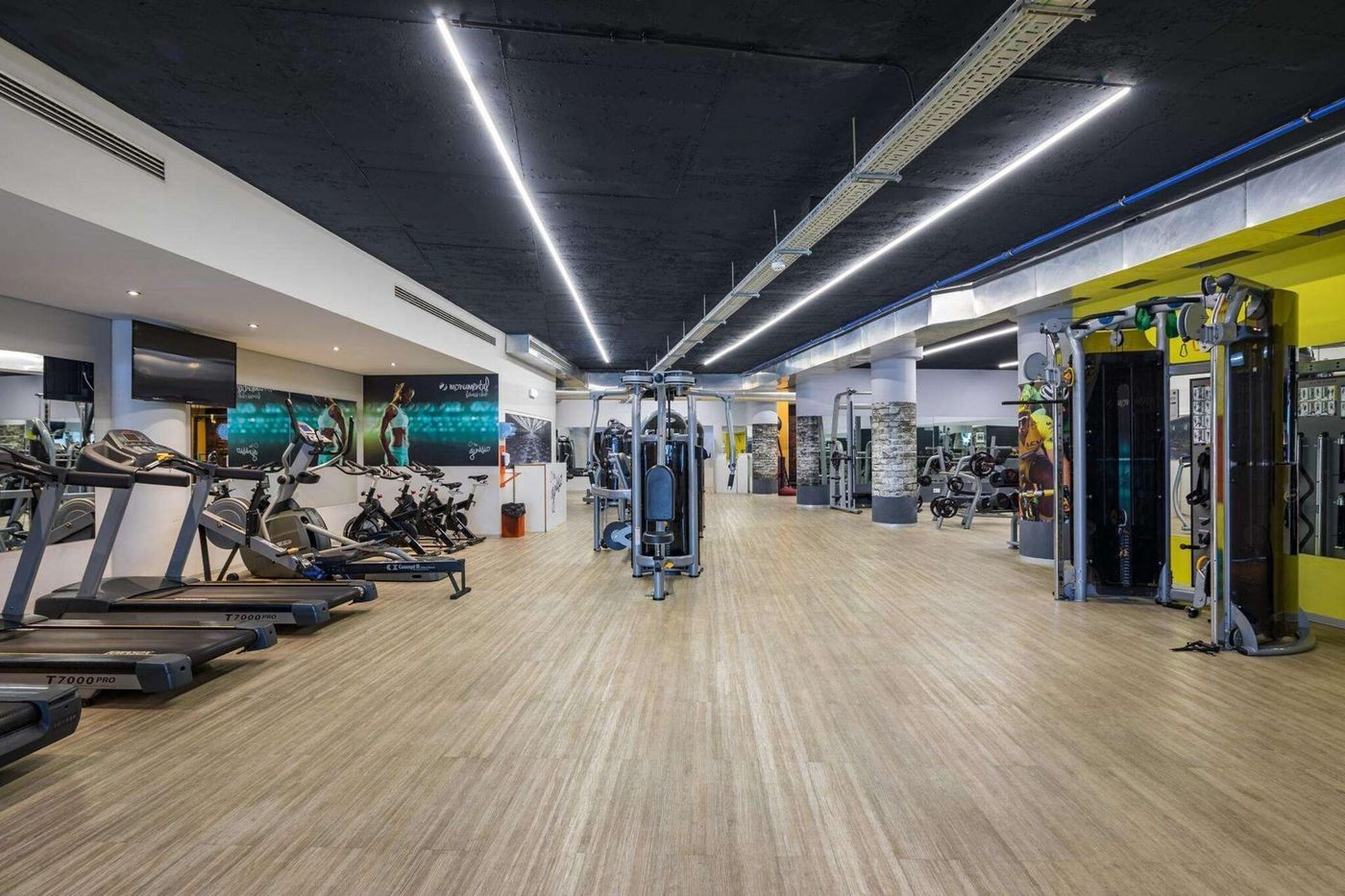 The-Views-Monumental-General-view-74