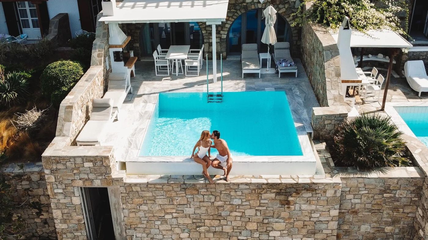 Mykonos-Grand-Hotel---Resort-Room-15