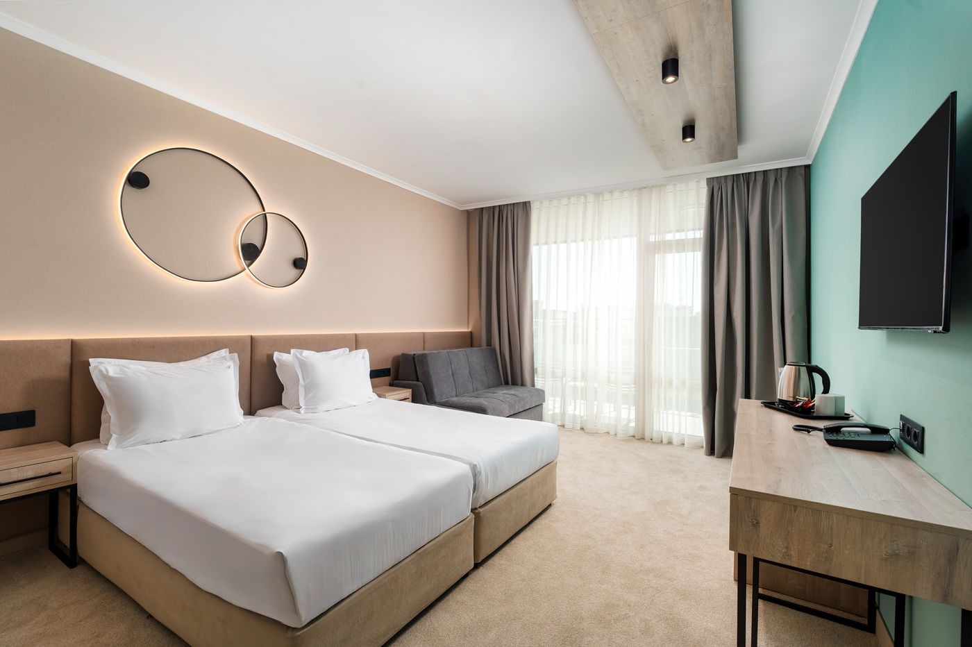 Festa-Panorama-Room-23