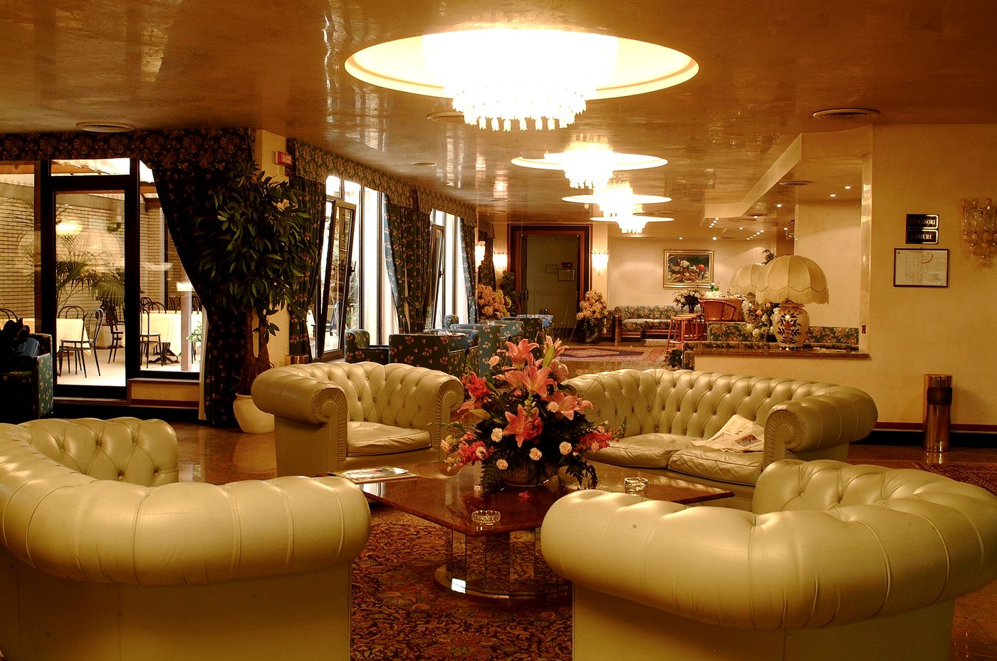 Leonardo-Da-Vinci-General-view-11