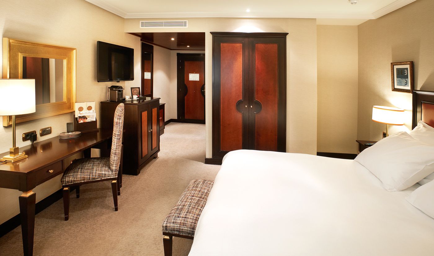 Hyatt-Regency-Hesperia-Madrid-Room-12