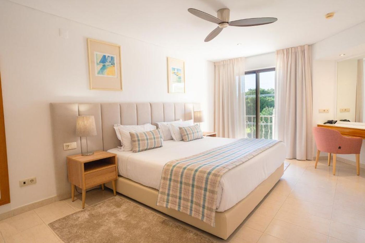 Four-Seasons-Vilamoura-Room-26