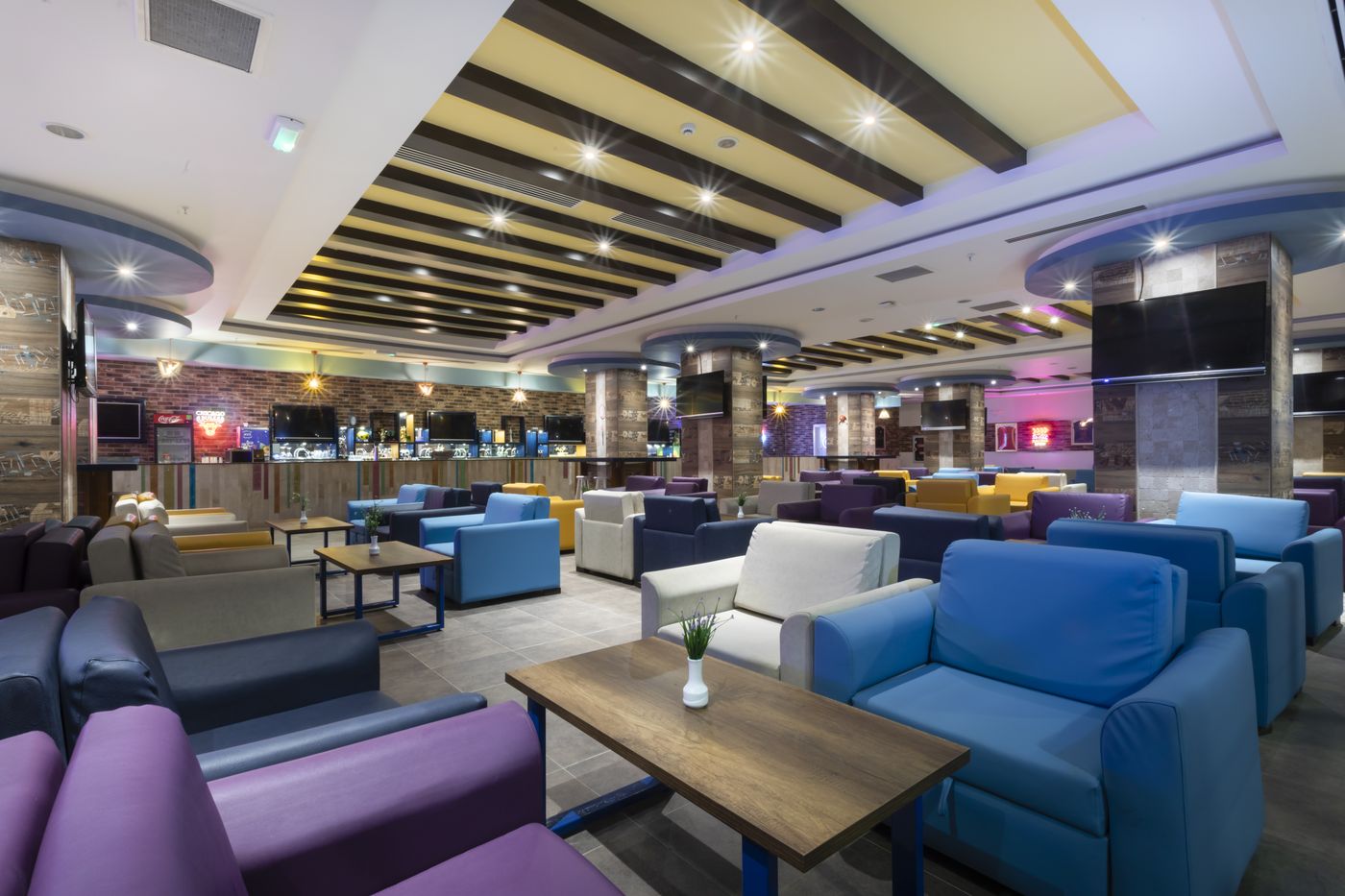 Orange-County-Resort-Hotel-Alanya-Bar-26