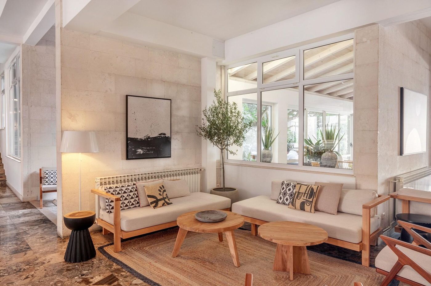 Waterman-Supetrus-Resort-Lobby-33