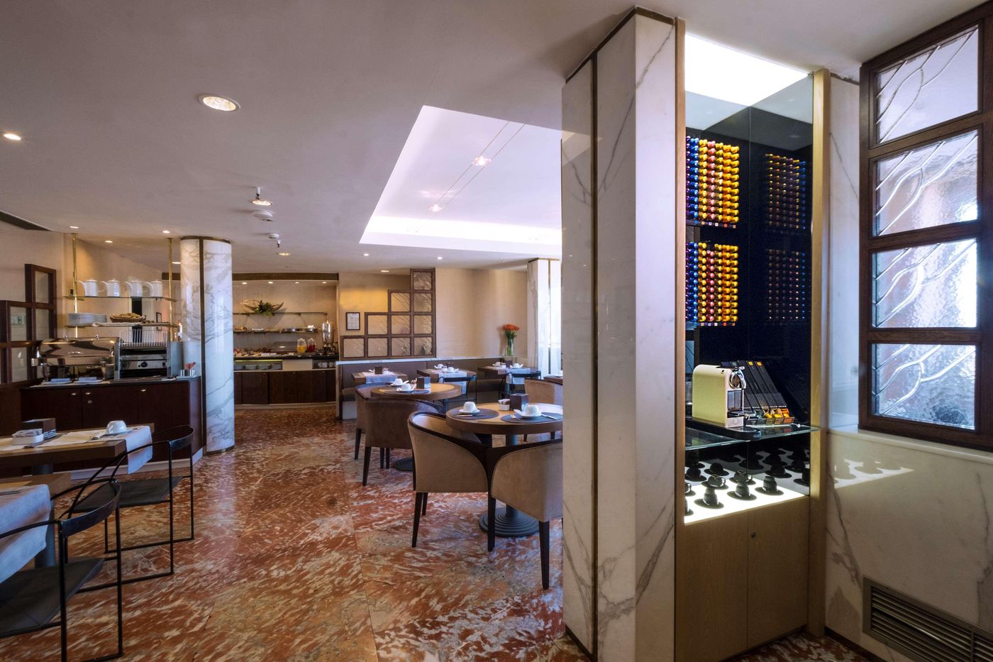 Best-Western-Hotel-Piccadilly-Restaurant-15