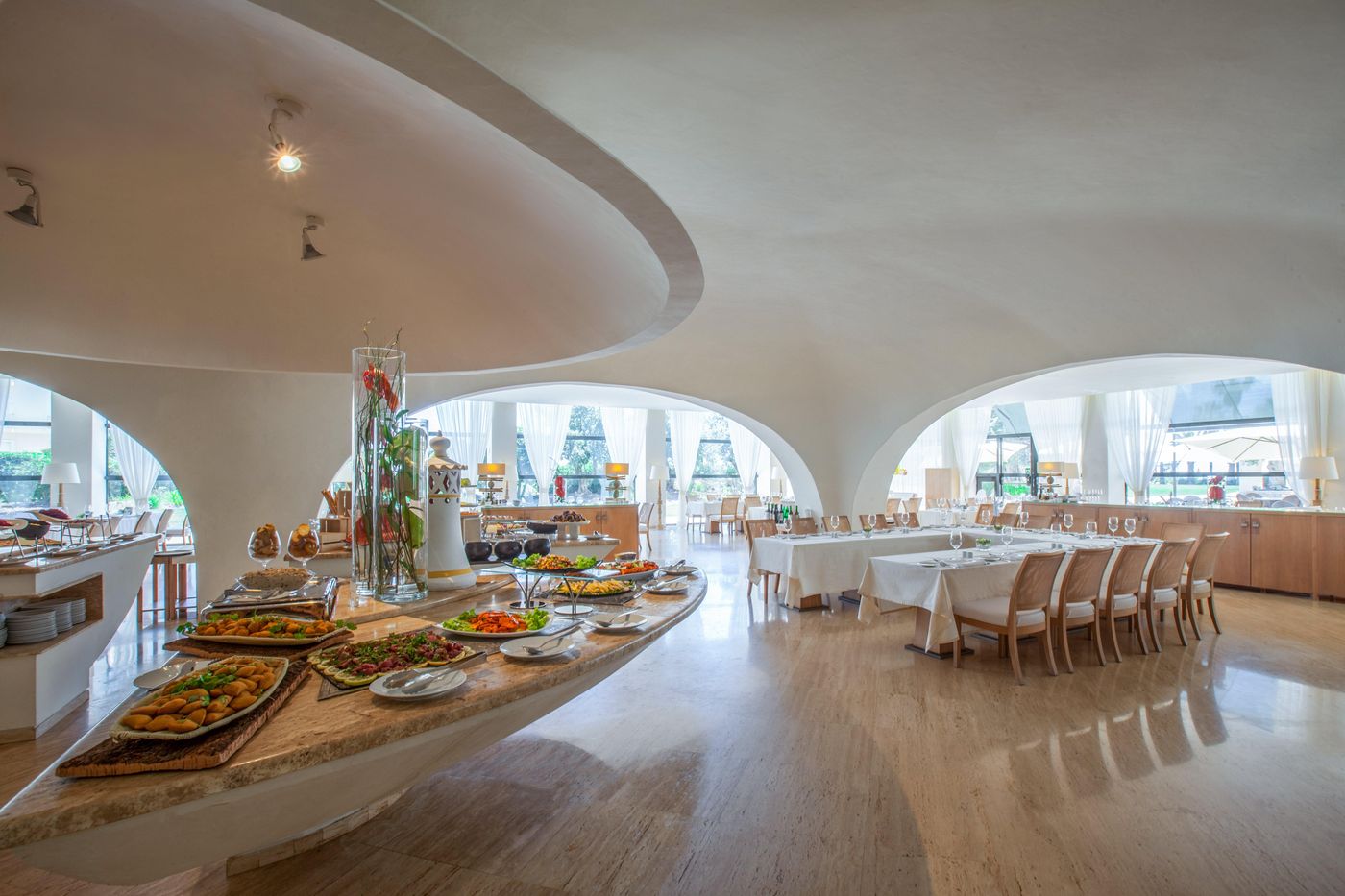 Crowne-Plaza-Vilamoura-Restaurant-46