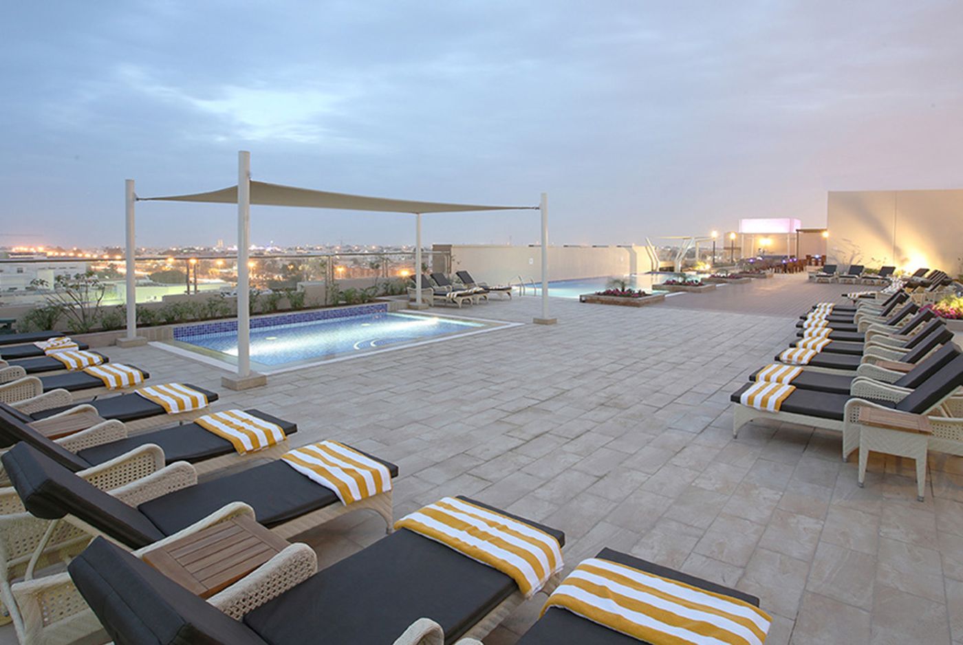 Metropolitan Hotel on Sheikh Zayed Road Dubai