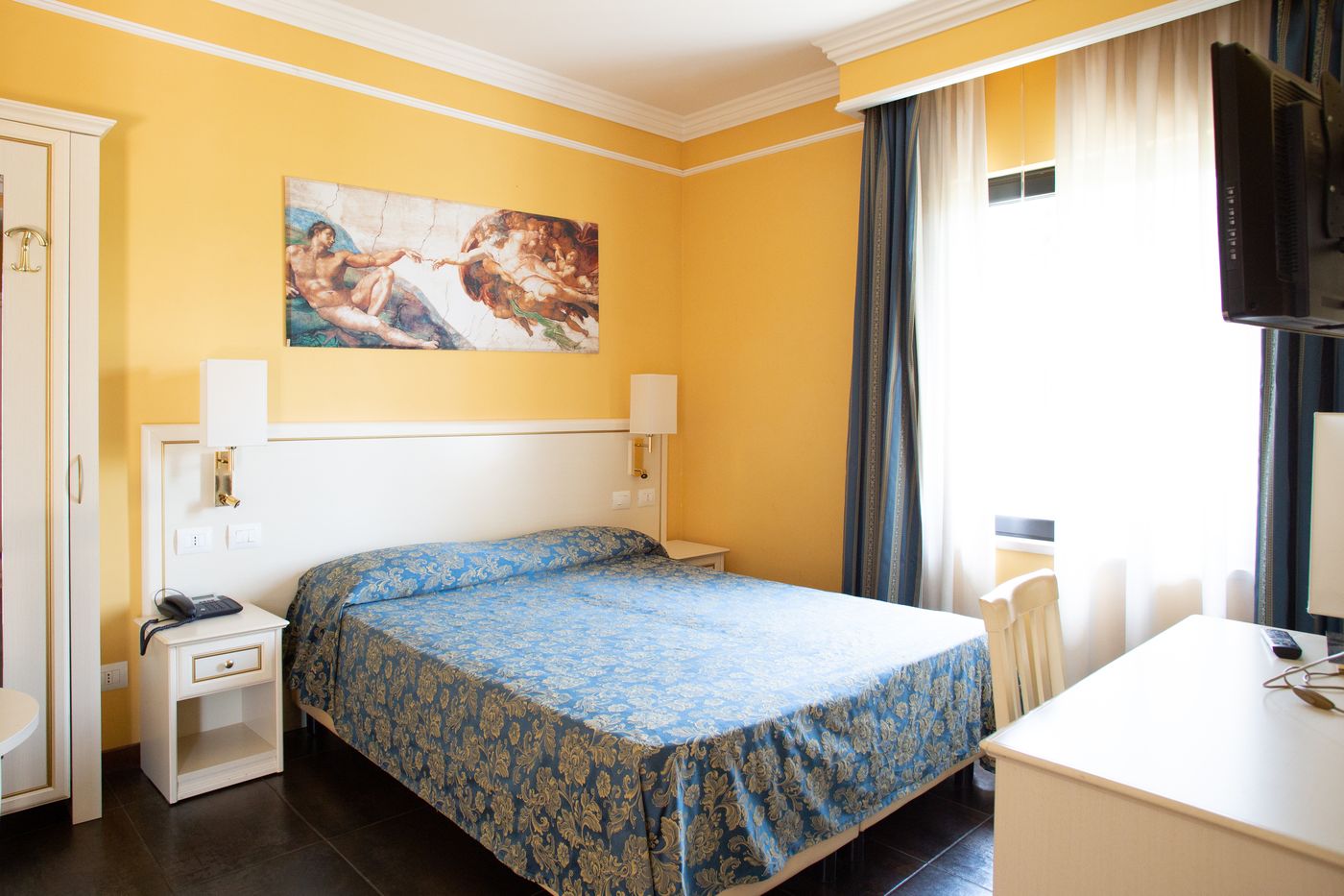 Cervara-Park-Hotel-Room-15