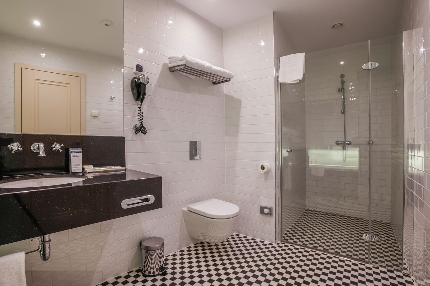 Eurostars-Danube-Budapest-Room-36