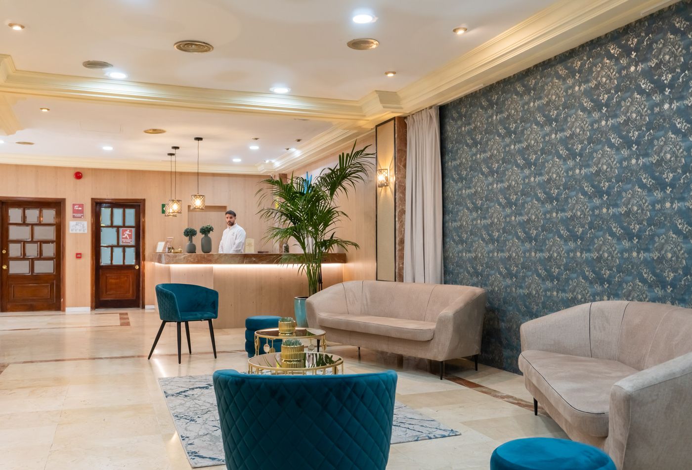 Hotel-Aeropuerto-Sur-Lobby-21