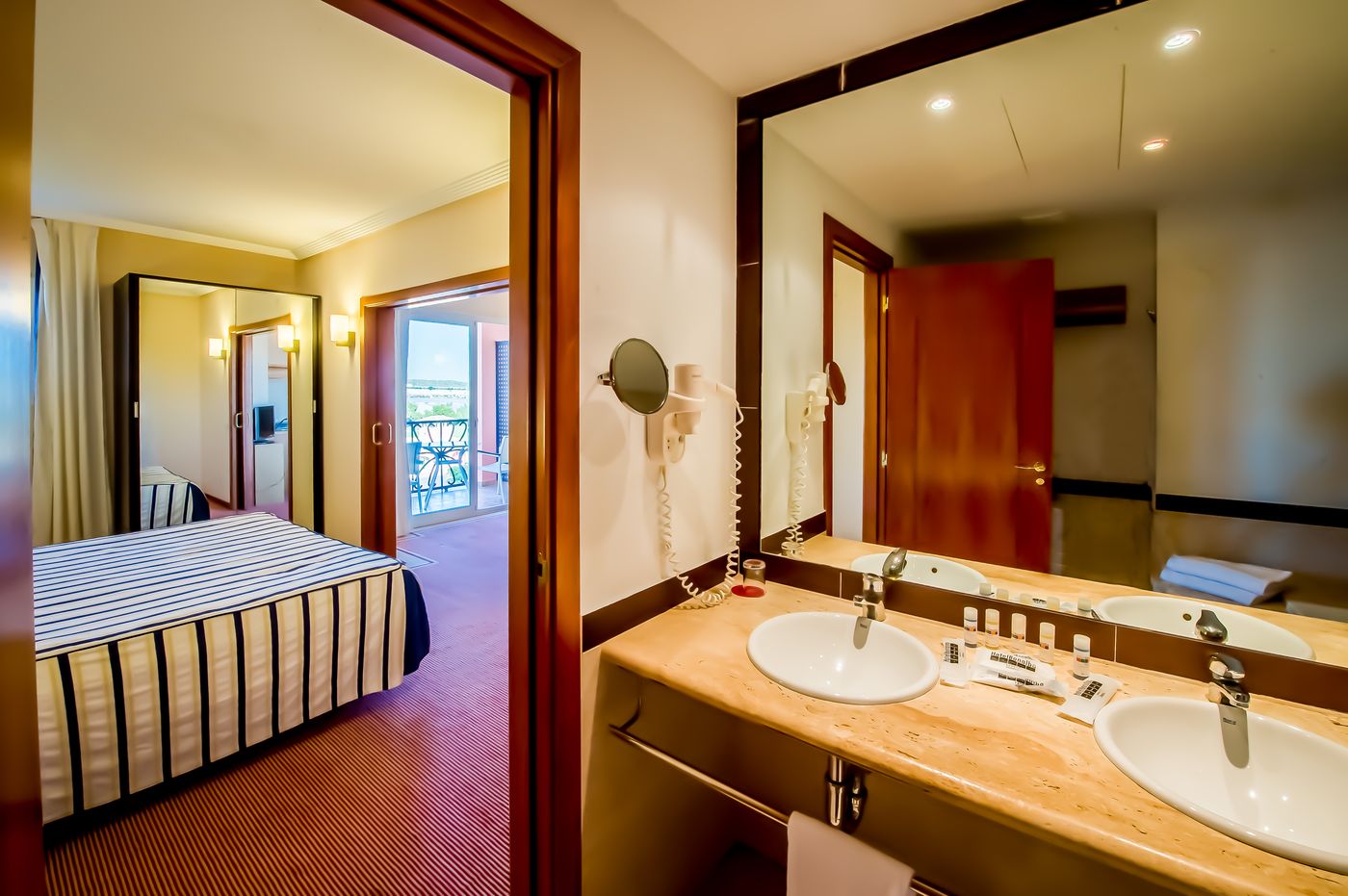 Sercotel-Hotel-Bonalba-Alicante-Room-21