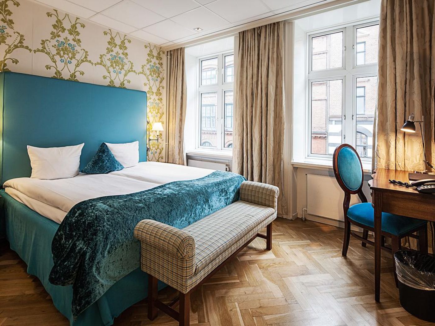 Hotel-Mayfair-Room-17