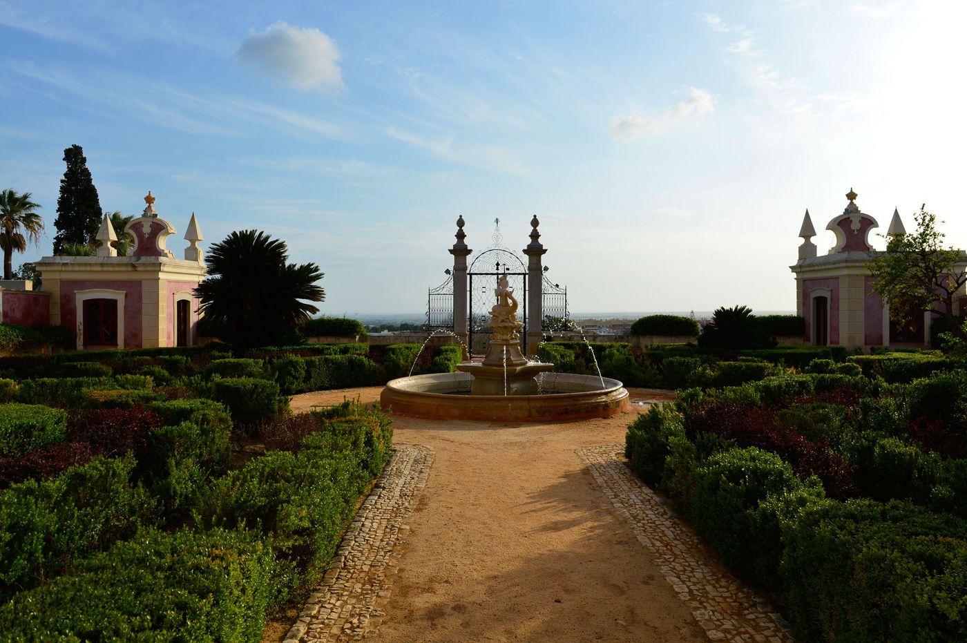Pousada-Palacio-de-Estoi-General-view-10
