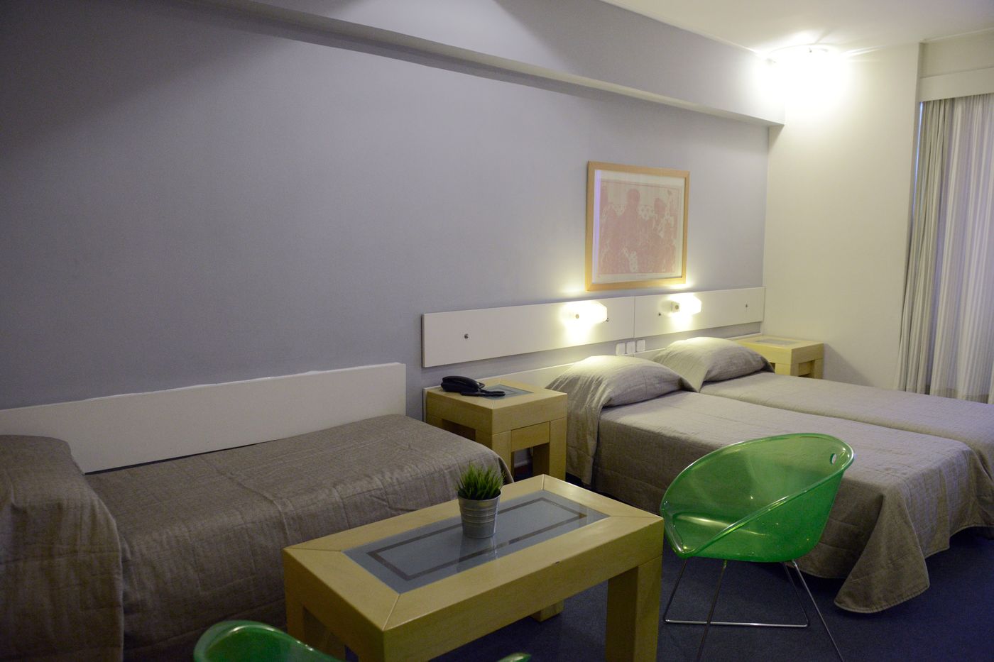 Dorian-Inn--Sure-Hotel-Collection-by-Best-Western-Room-29