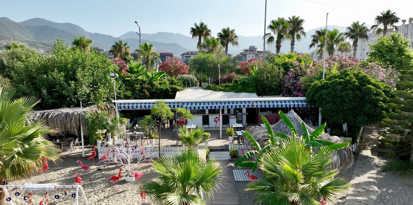 Blue-Wave-Suite-Hotel-Beach-33