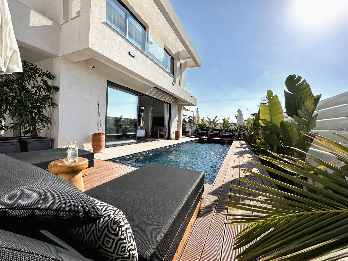 Louis Lora Pearl Luxury Villa