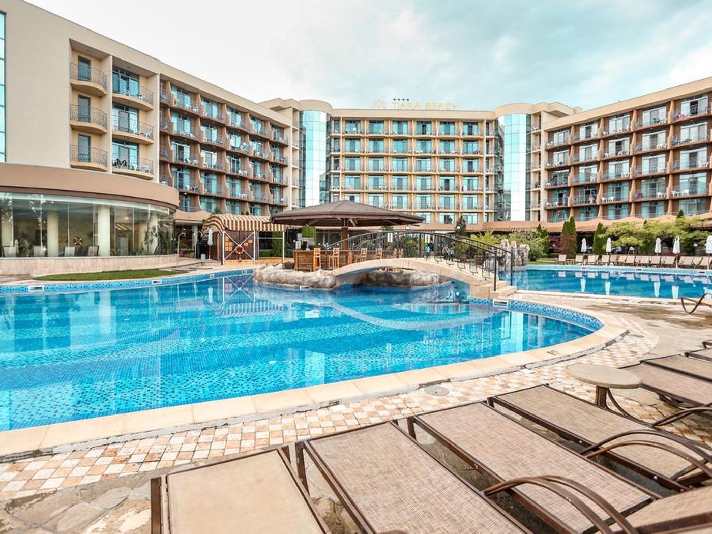 Tiara-Beach-General-view-4