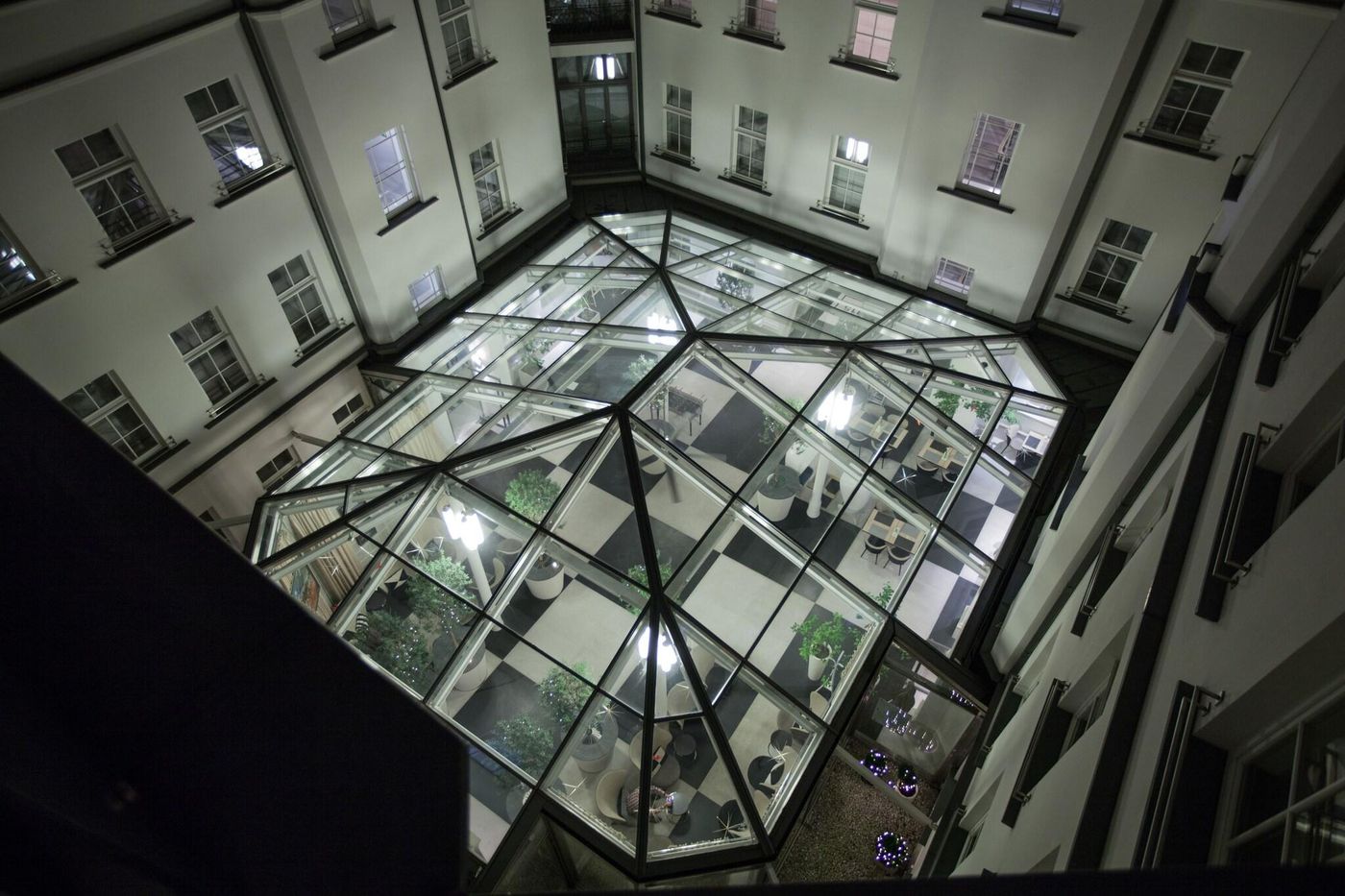 H15-Boutique-General-view-30