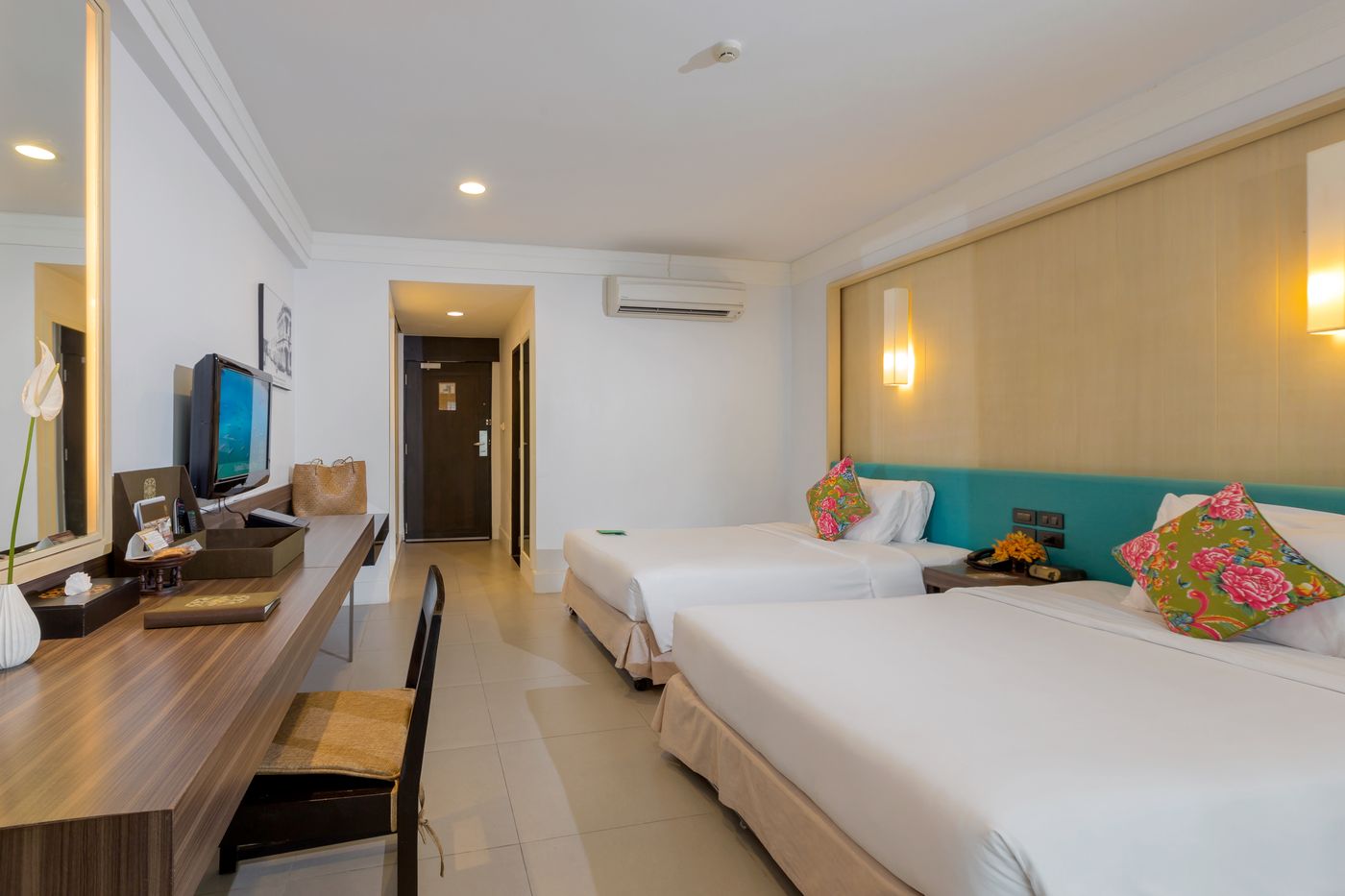 Centara-Sawaddi-Patong-Resort-Room-20
