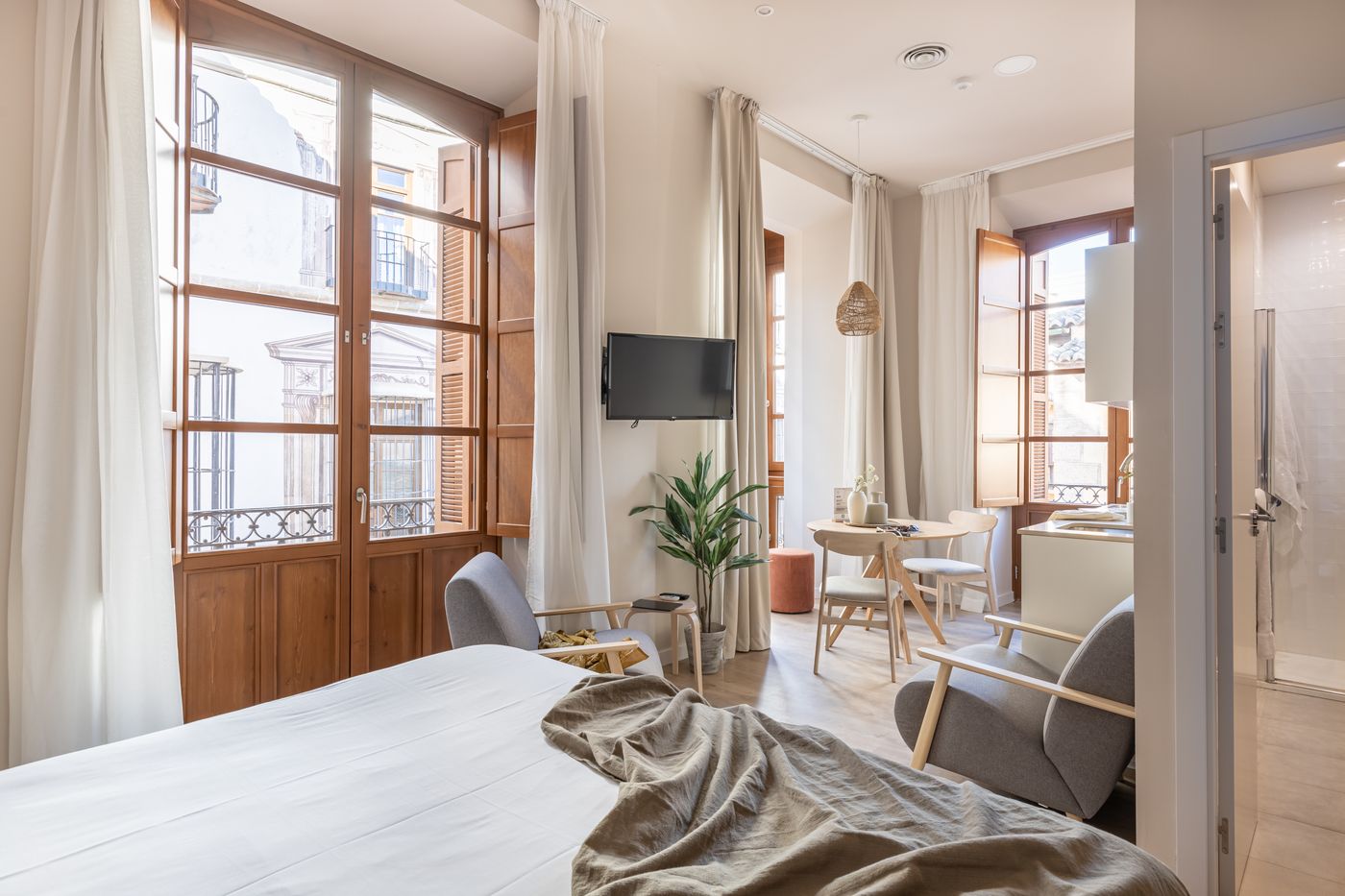 Libere-Malaga-Teatro-Romano-Room-29