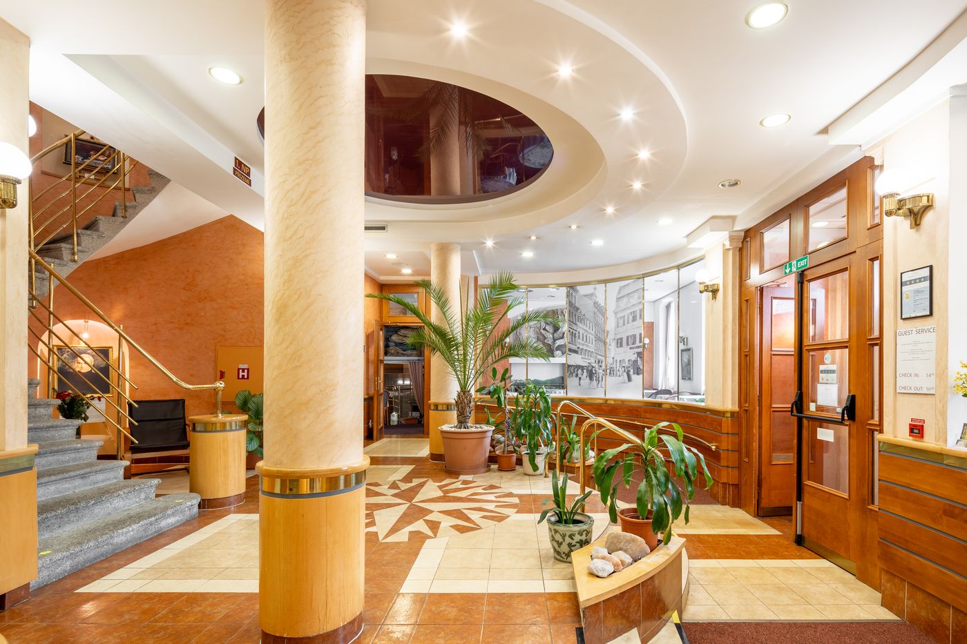 Welness Hotel Jean de Carro-Czech Republic-Karlovy Vary-Lobby-8