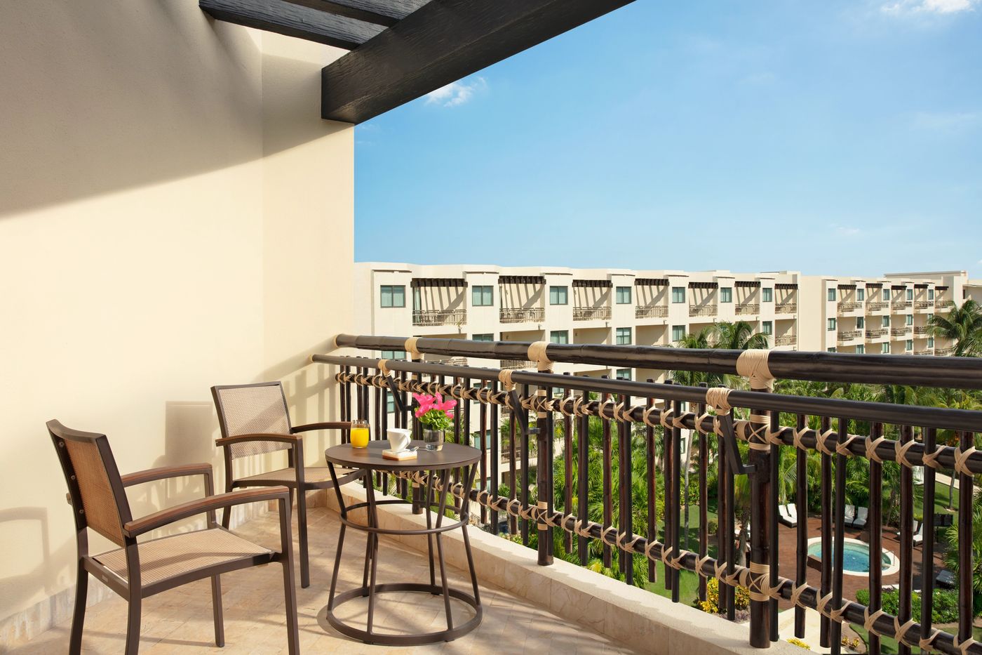 Dreams-Riviera-Cancun-Resort---Spa-Room-14