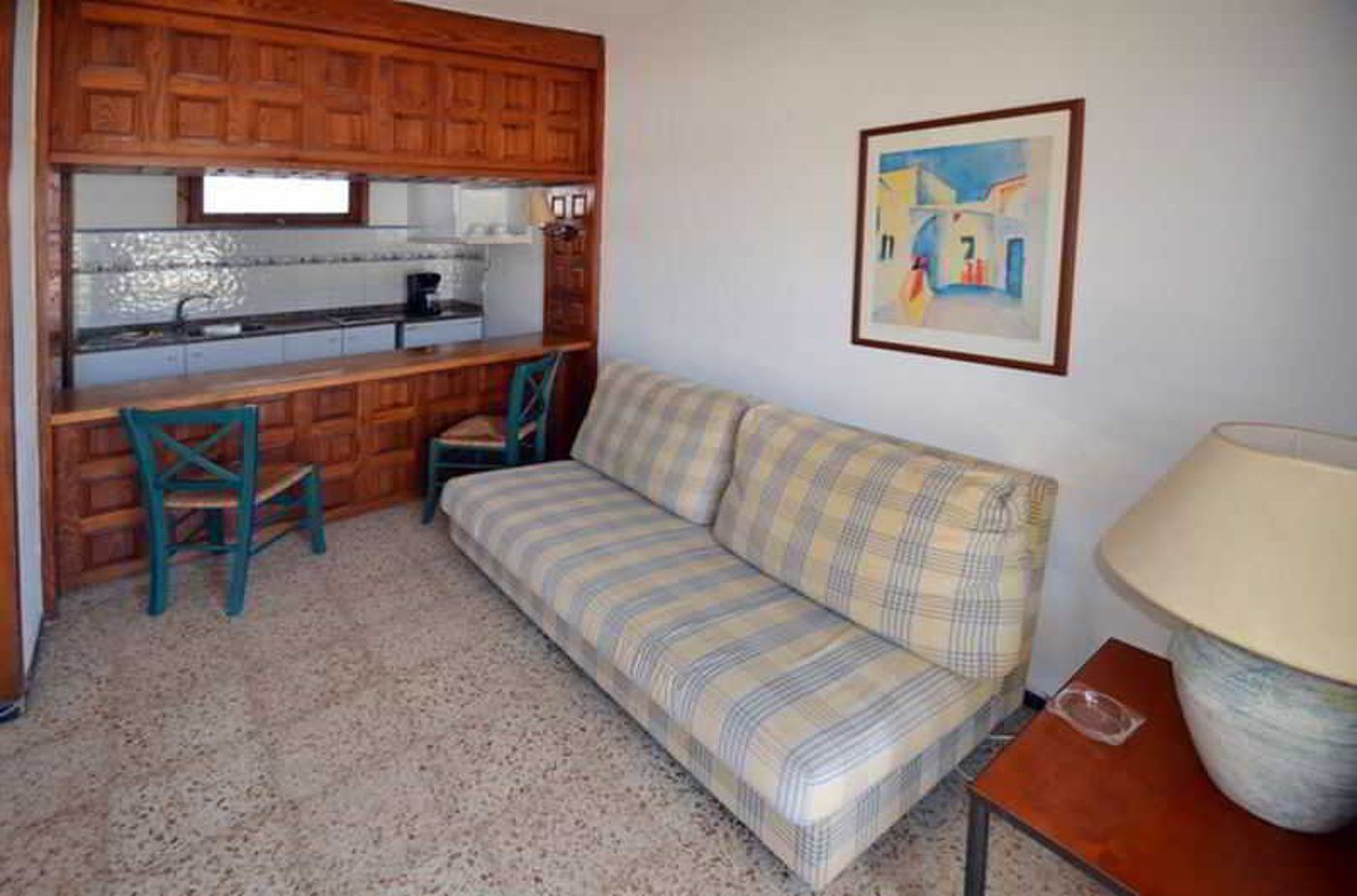 Los-Nardos-Room-8