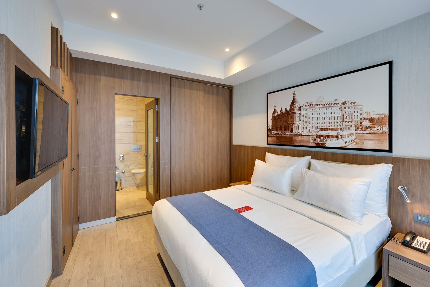 Ramada-Istanbul-Old-City-Room-23