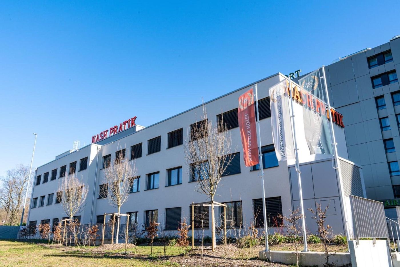 Nash-Pratik-Hotel-General-view-3