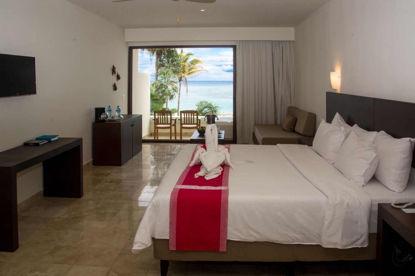 Akumal-Bay-Beach---Wellness-Resort-Room-16