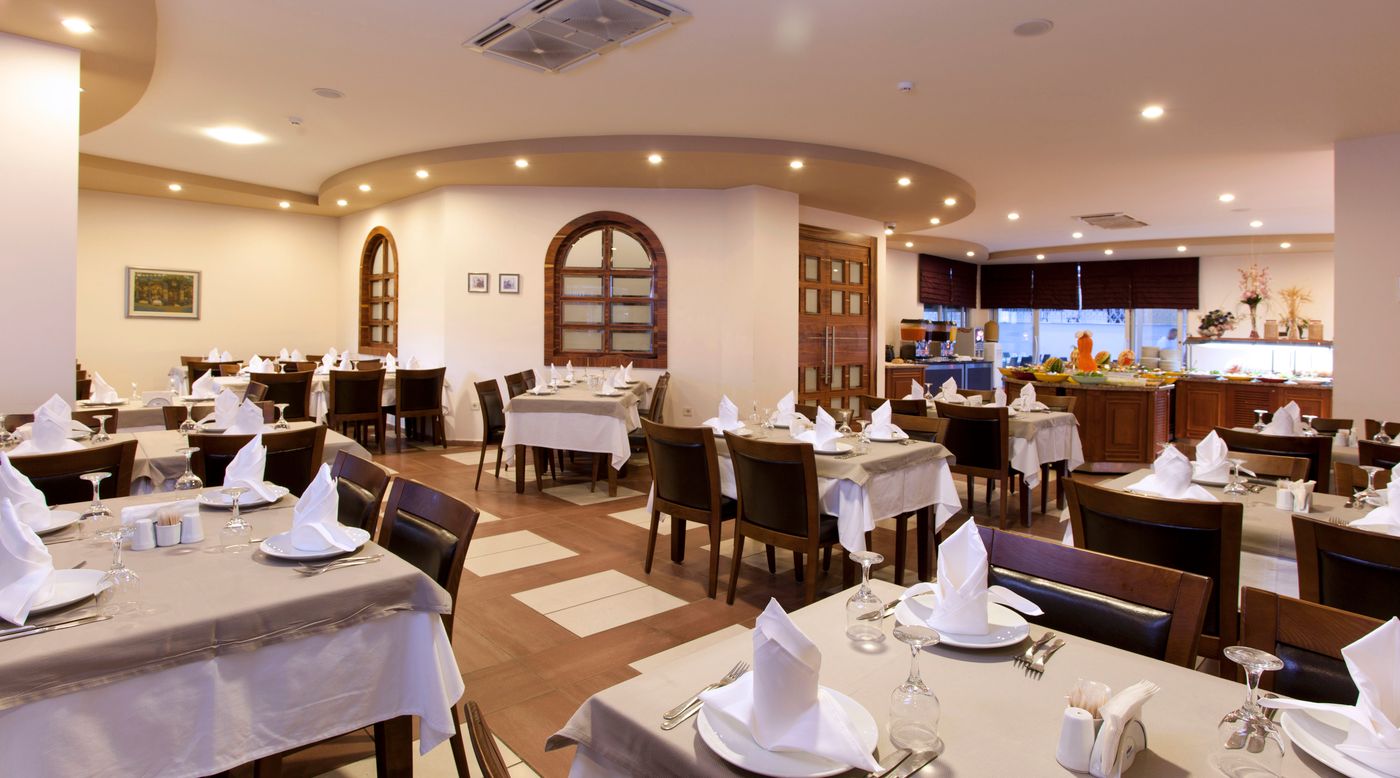 Xperia-Grand-Bali-Restaurant-22