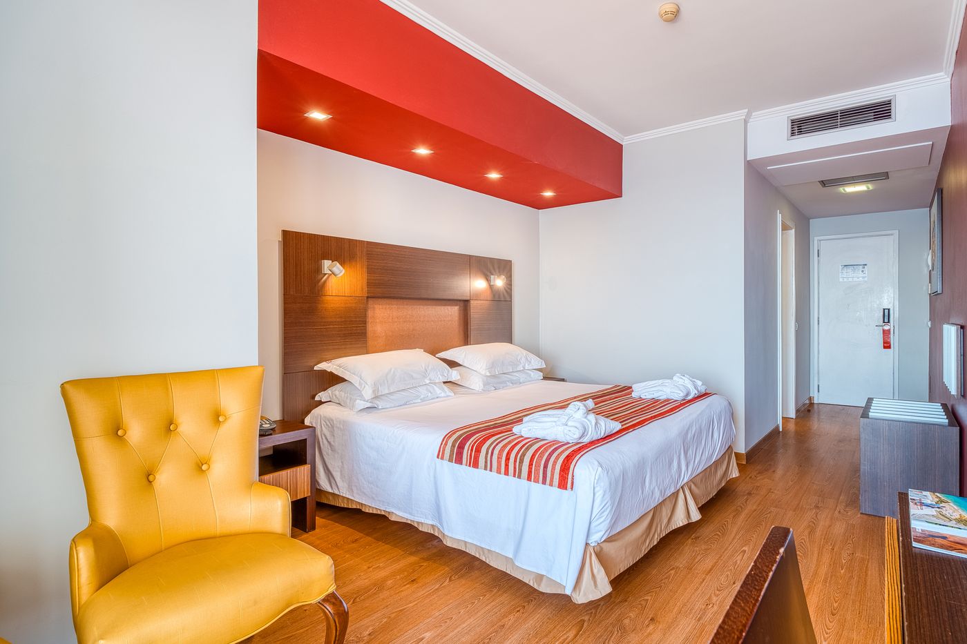 Muthu-Raga-Madeira-Hotel-Room-19