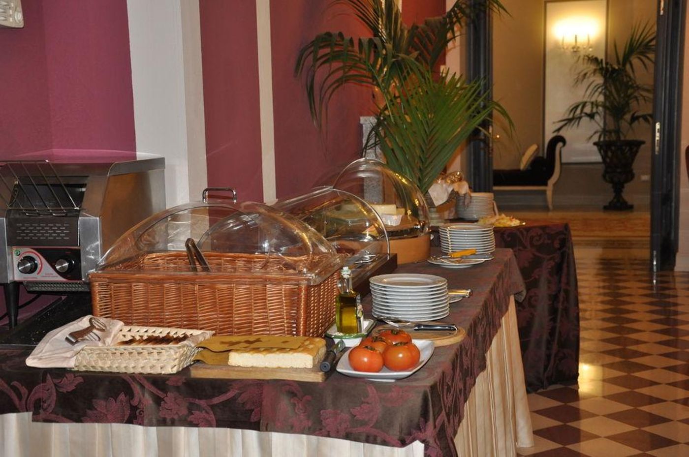 San-Luca-Palace-Restaurant-23