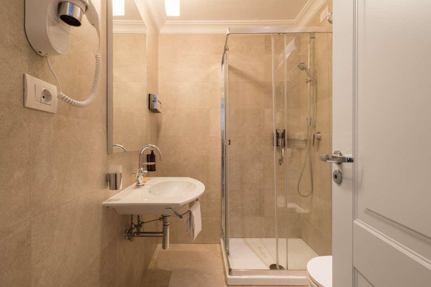 Hotel-Della-Conciliazione-Room-41