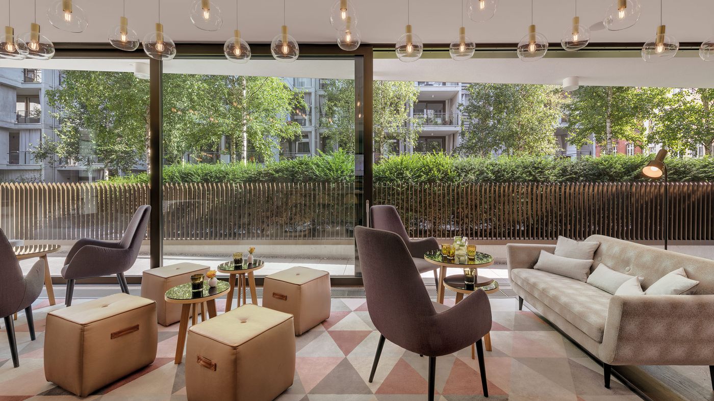 Hotel-the-Yard-Lobby-2