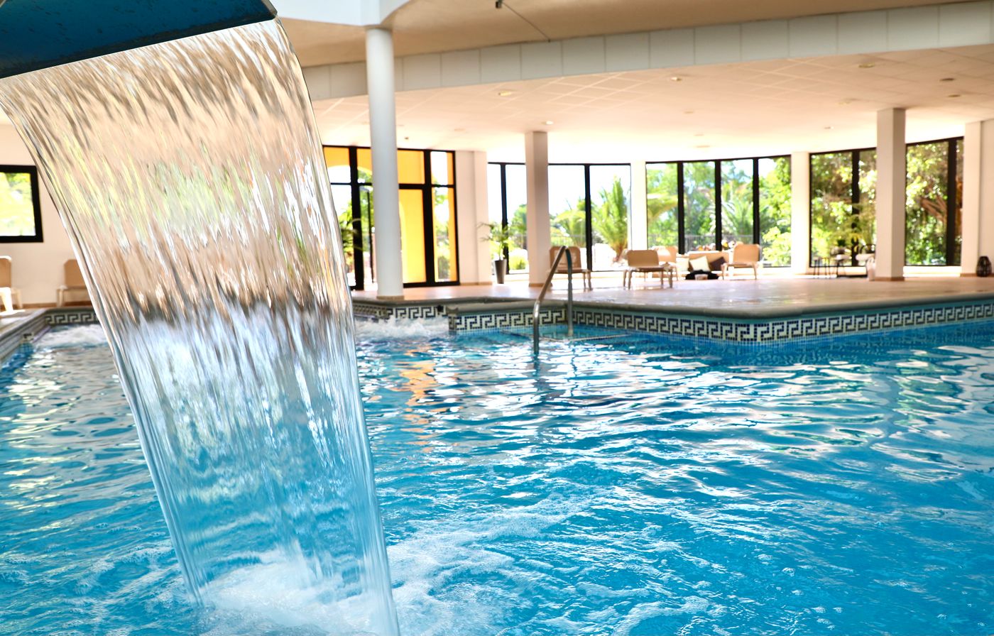 Grand Muthu Golf Plaza Hotel