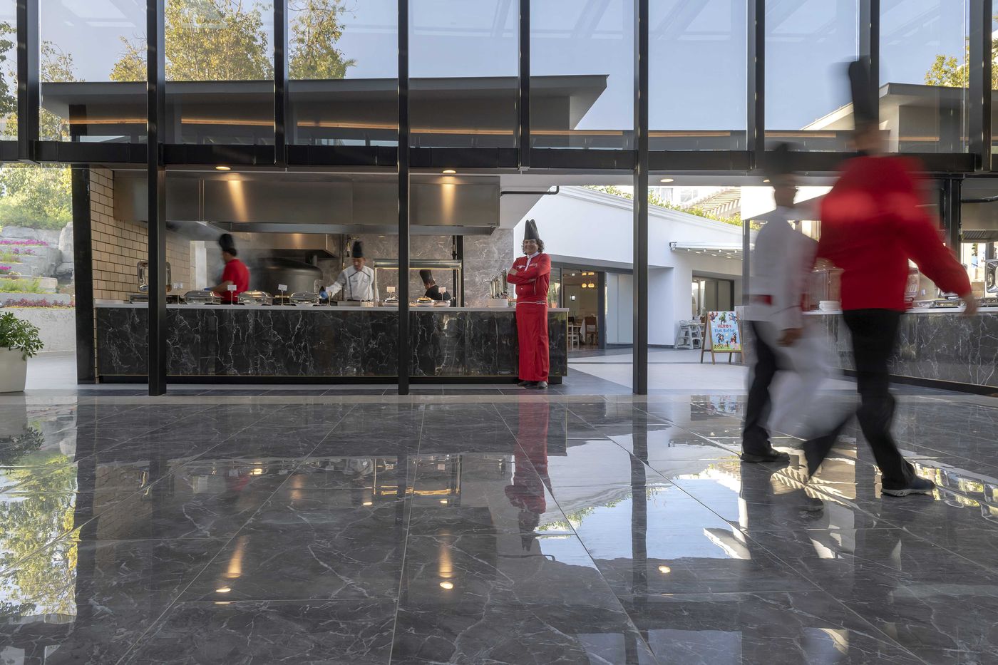 Seven-Seas-Hotel-Blue-Restaurant-77