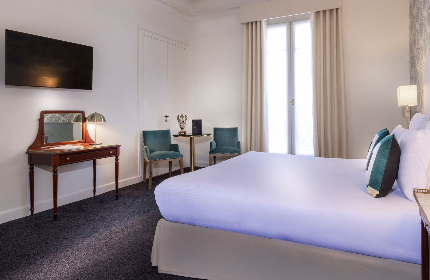 Hotel-Claridge-Worldhotel-Room-21