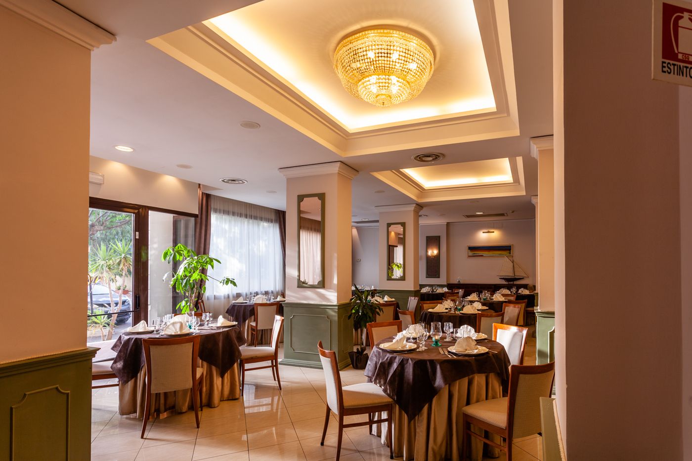 Europa-Palace-Restaurant-20