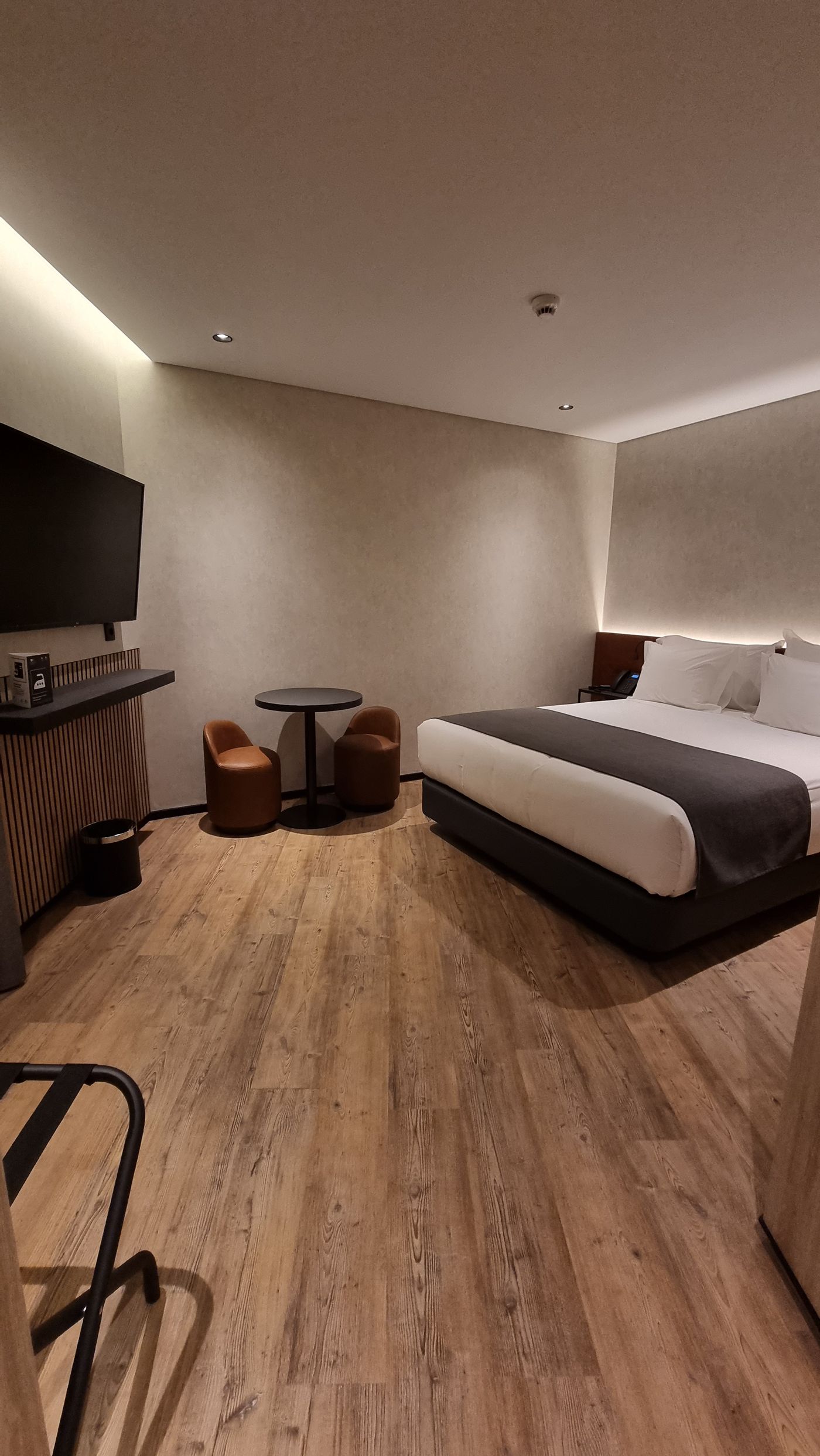 Principe-Avila-Room-14