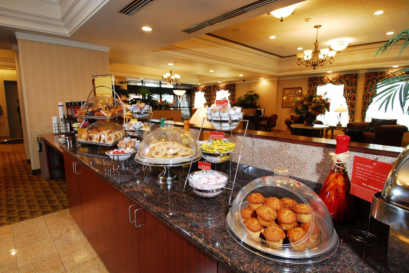 Hampton-Inn-Boston-Cambridge-Restaurant-30