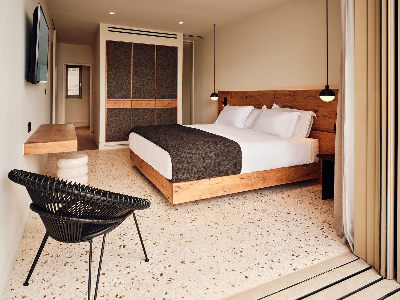 Nous-Santorini-Room-24